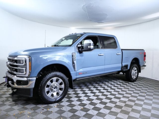 2023 Ford F-350SD Lariat