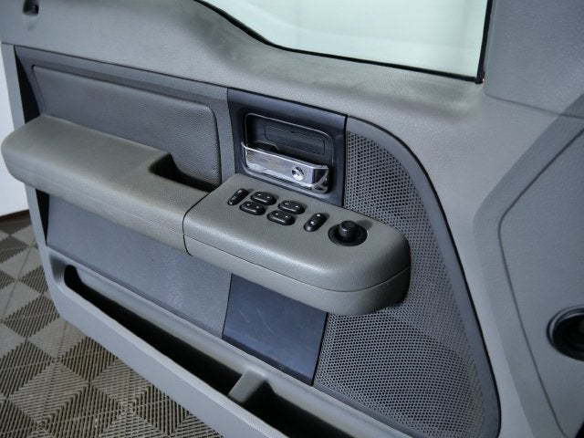 2004 Ford F-150 STX