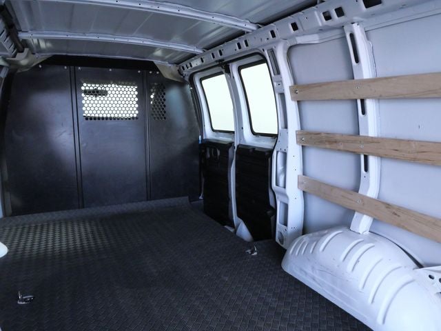 2025 Chevrolet Express 2500 Work Van Cargo