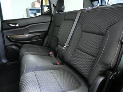 2017 GMC Acadia SLE-2