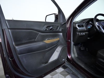 2017 GMC Acadia SLE-2