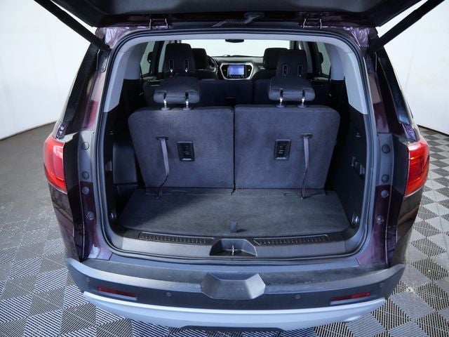 2017 GMC Acadia SLE-2