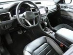 2022 Volkswagen Atlas Cross Sport 3.6L V6 SEL Premium R-Line