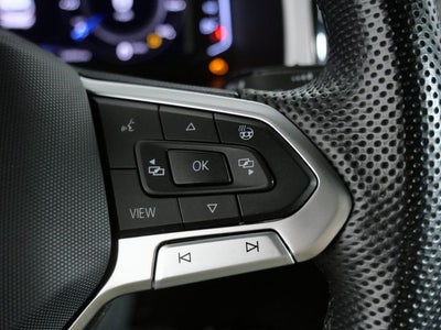 2022 Volkswagen Atlas Cross Sport 3.6L V6 SEL Premium R-Line