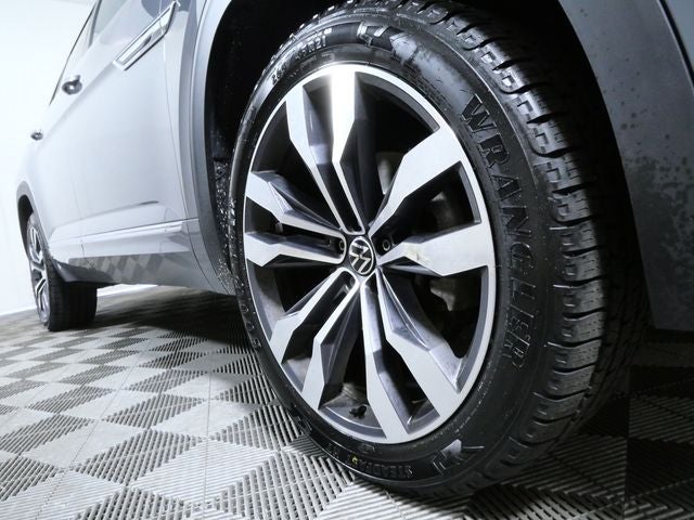 2022 Volkswagen Atlas Cross Sport 3.6L V6 SEL Premium R-Line