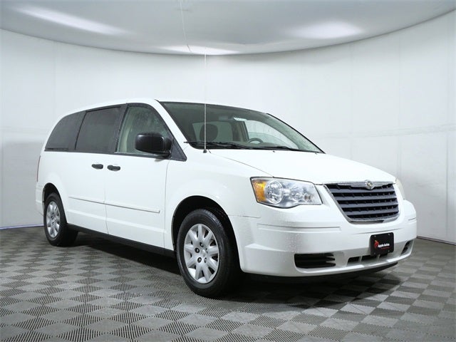2008 Chrysler Town & Country LX