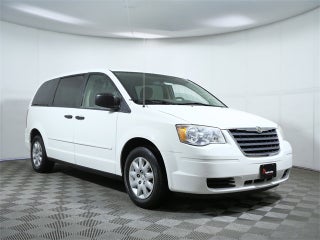 2008 Chrysler Town &amp; Country LX