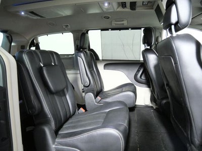 2013 Chrysler Town & Country Touring-L
