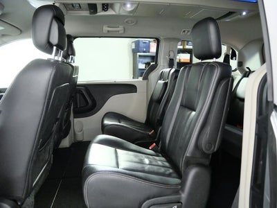 2013 Chrysler Town & Country Touring-L