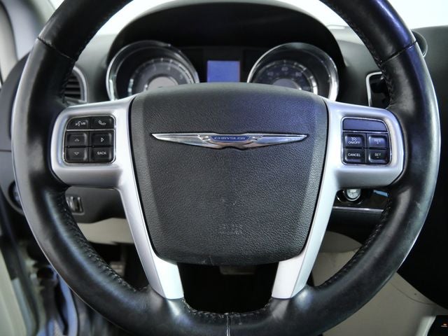 2013 Chrysler Town & Country Touring-L