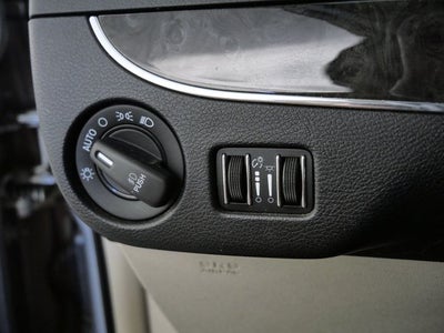2013 Chrysler Town & Country Touring-L