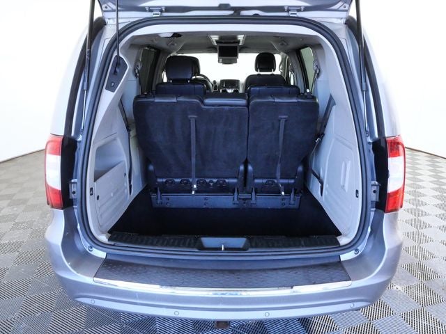 2013 Chrysler Town & Country Touring-L