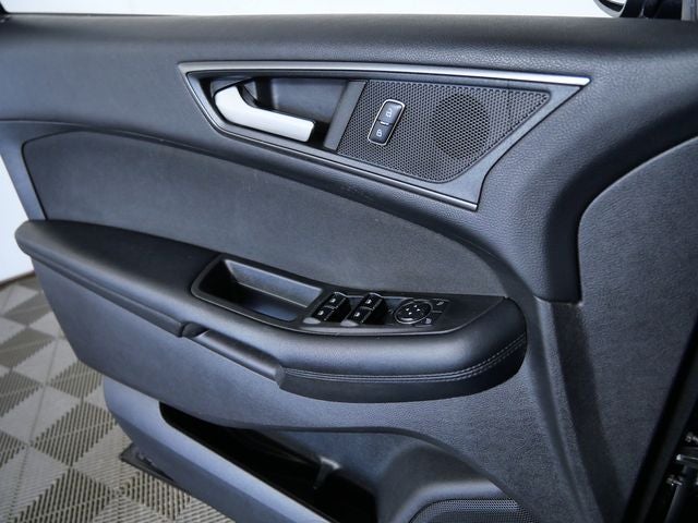 2017 Ford Edge SE