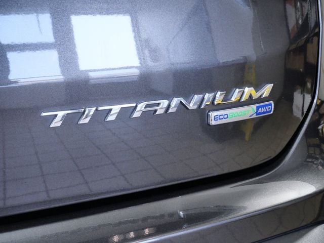 2020 Ford Edge Titanium