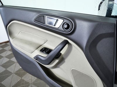 2014 Ford Fiesta SE