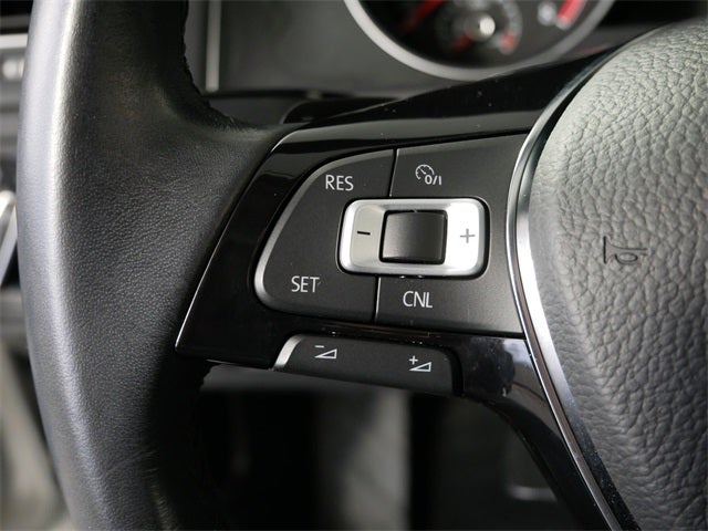 2018 Volkswagen Golf TSI SE 4-Door