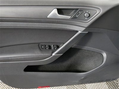 2018 Volkswagen Golf TSI SE 4-Door