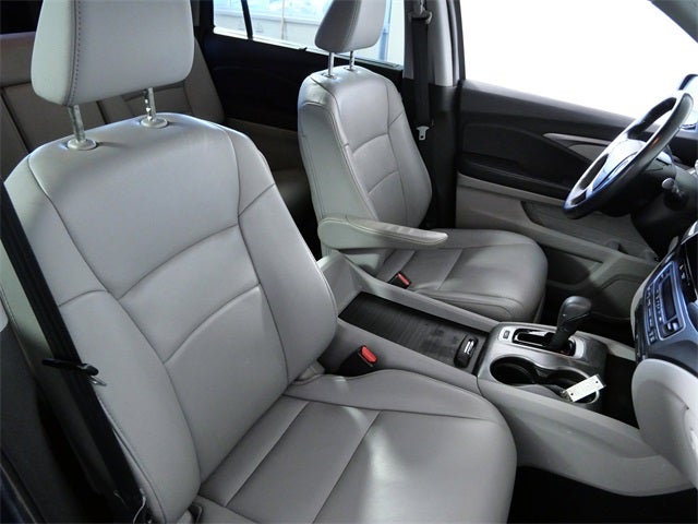 2018 Honda Pilot EX-L w/Rear Entertainment System