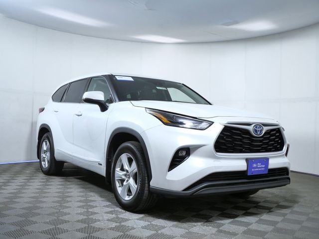 2022 Toyota Highlander Hybrid LE