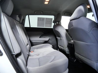 2022 Toyota Highlander Hybrid LE