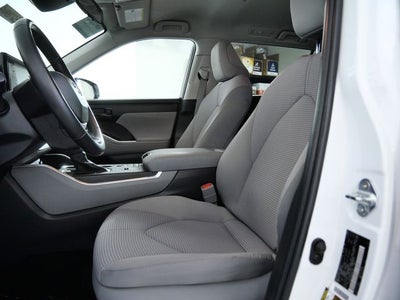 2022 Toyota Highlander Hybrid LE