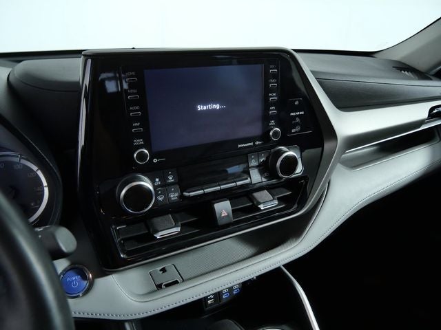 2022 Toyota Highlander Hybrid LE