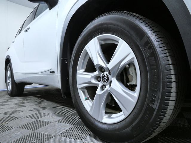 2022 Toyota Highlander Hybrid LE