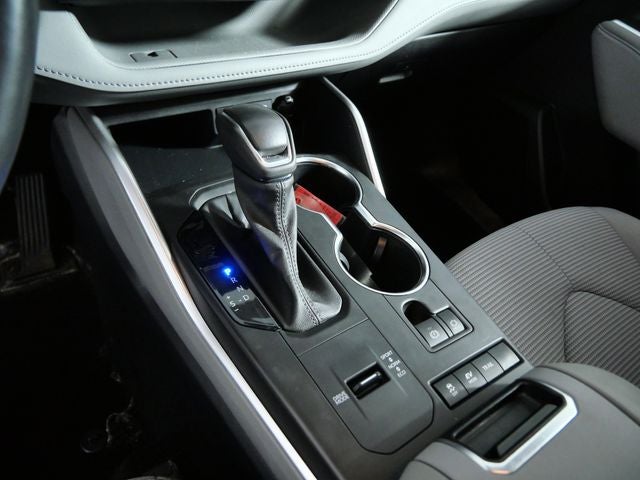 2022 Toyota Highlander Hybrid LE