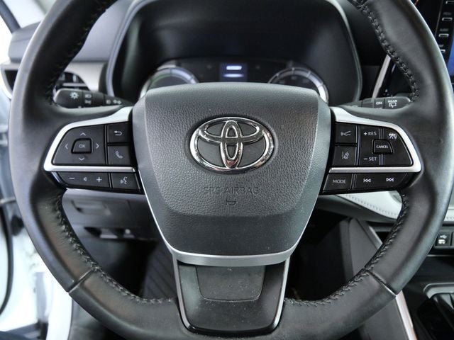 2022 Toyota Highlander Hybrid LE