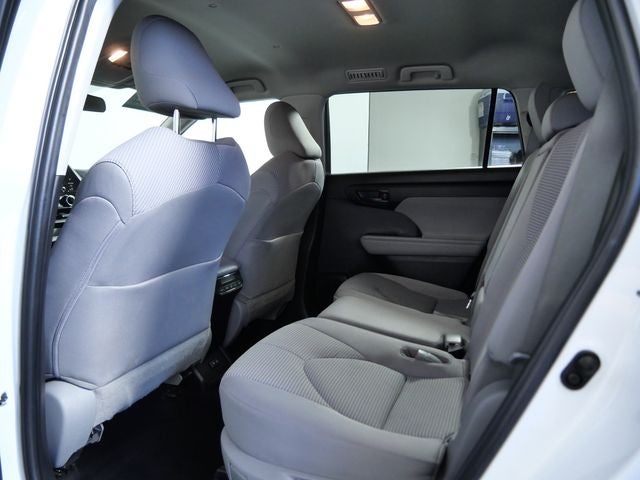 2022 Toyota Highlander Hybrid LE