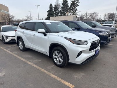 2022 Toyota Highlander Hybrid LE