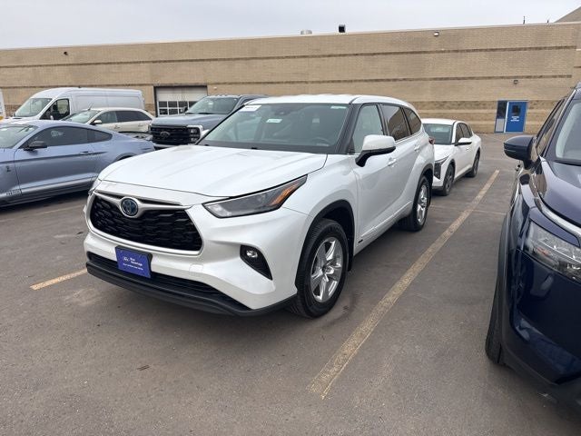 2022 Toyota Highlander Hybrid LE