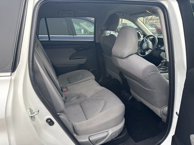 2022 Toyota Highlander Hybrid LE