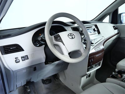2011 Toyota Sienna Base