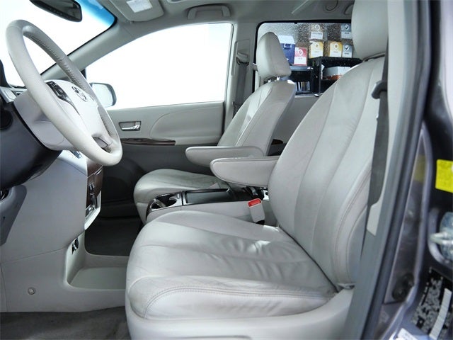 2011 Toyota Sienna Base
