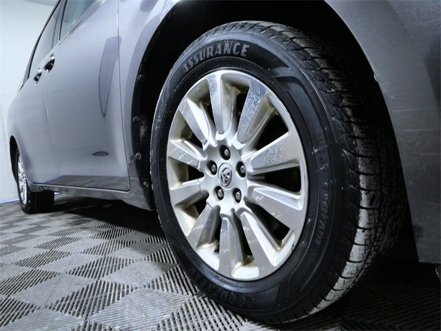 2011 Toyota Sienna Base