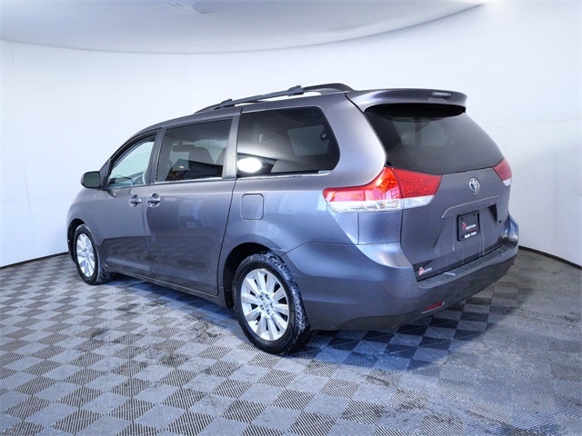 2011 Toyota Sienna Base