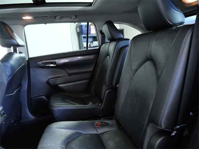2020 Toyota Highlander Platinum