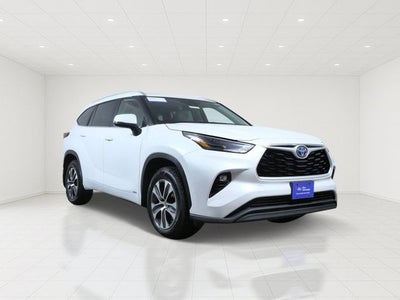 2023 Toyota Highlander Hybrid XLE