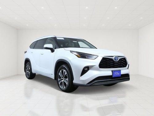 2023 Toyota Highlander Hybrid XLE