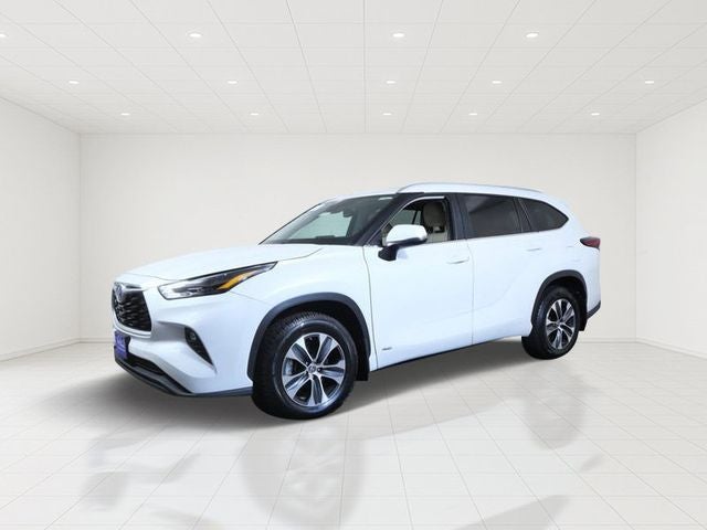 2023 Toyota Highlander Hybrid XLE