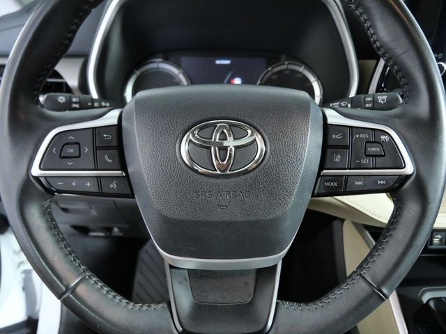 2023 Toyota Highlander Hybrid XLE