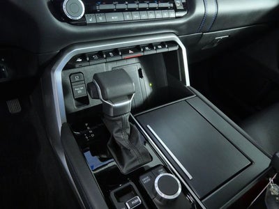 2022 Toyota Tundra Platinum