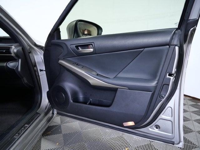 2017 Lexus IS 350