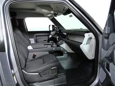 2022 Land Rover Defender 90 Standard