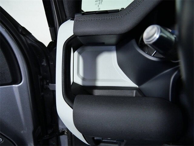 2022 Land Rover Defender 90 Standard