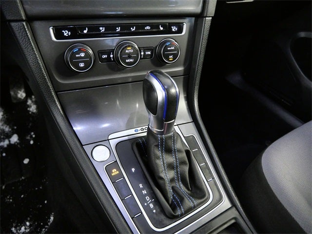 2016 Volkswagen e-Golf SE