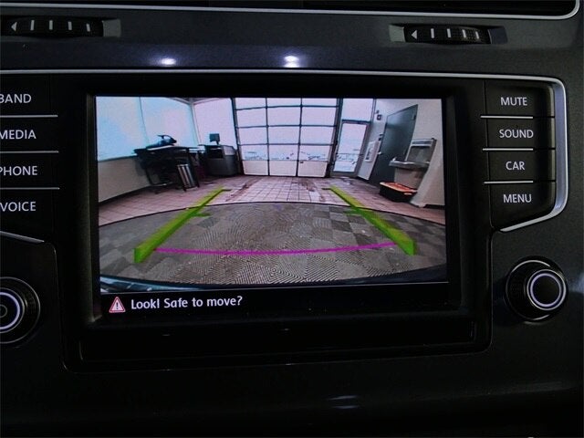 2016 Volkswagen e-Golf SE