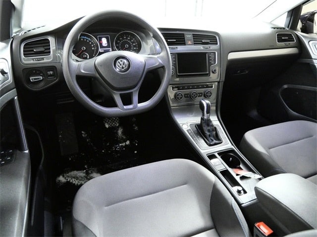 2016 Volkswagen e-Golf SE