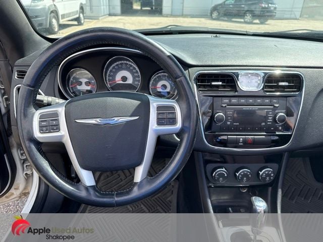 2012 Chrysler 200 Touring